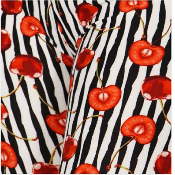 Soft cherry leggings - Picture 4 of 4